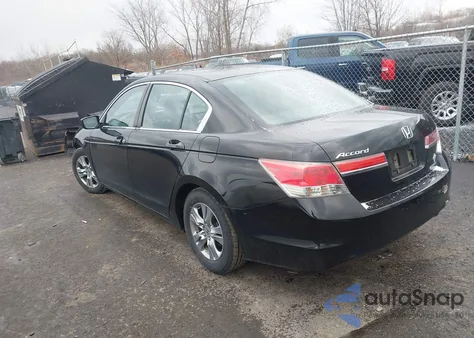 2011 Honda Accord 2.4 Se z USA, uszkodzony, nr VIN 1HGCP2F62BA111115